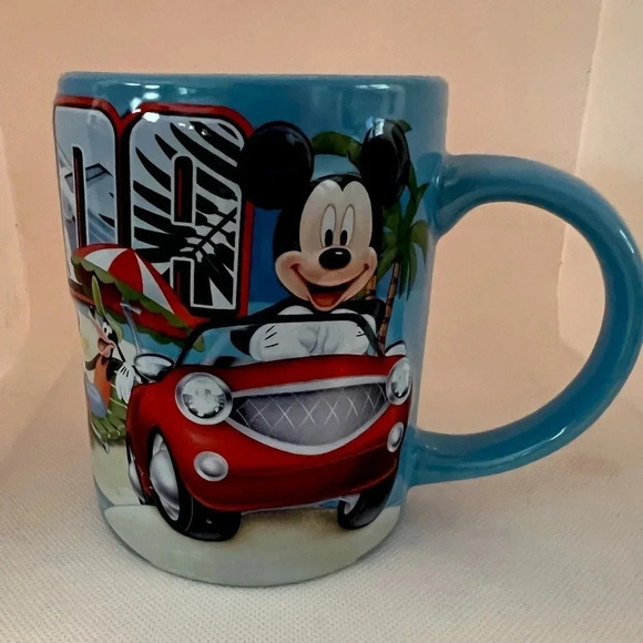 Disney | Rare Jerry Leigh 3D embossed Mickey Mouse mug. - Picture 1 of 11